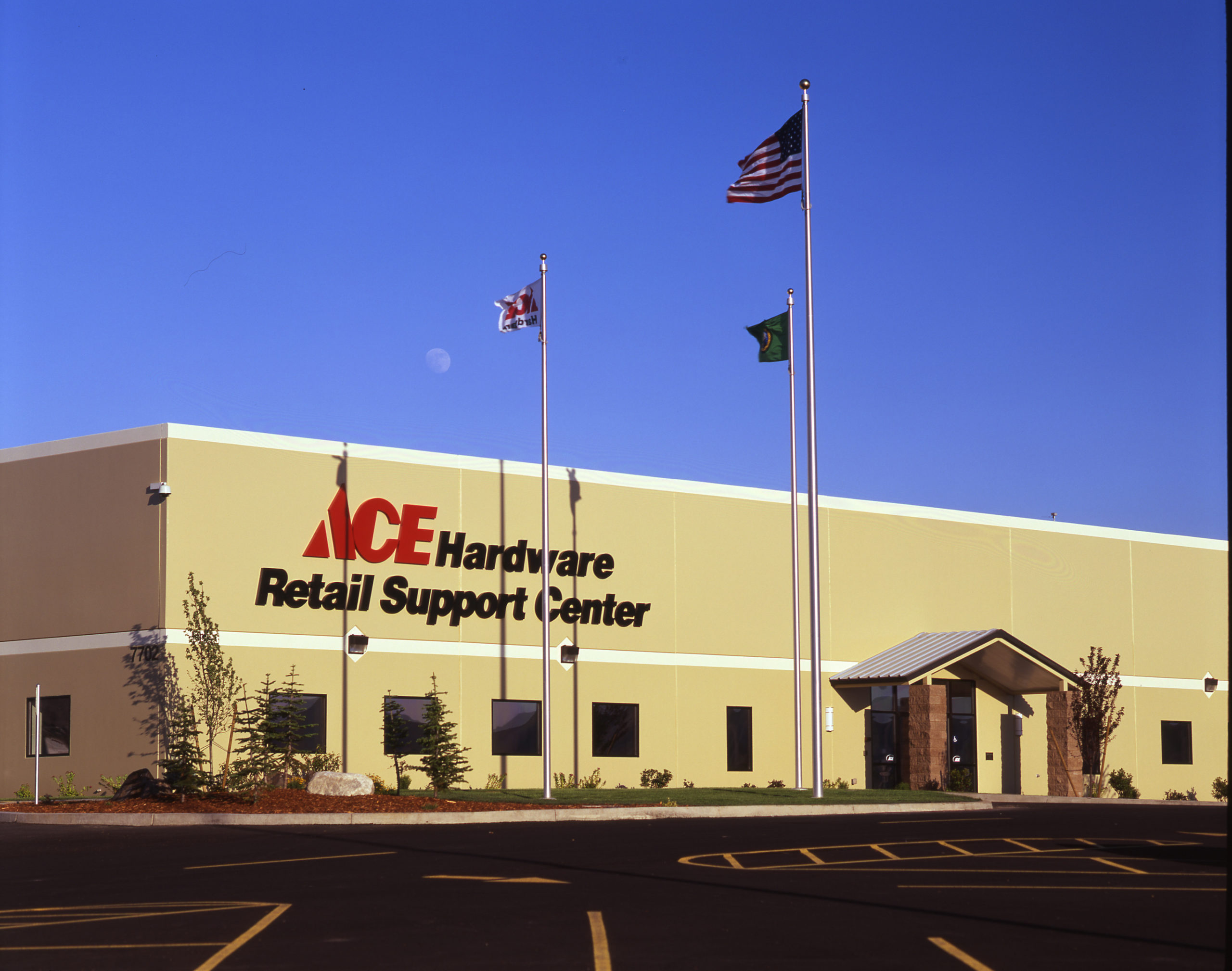 Ace Hardware Retail Support Center Moxee Bluescope 