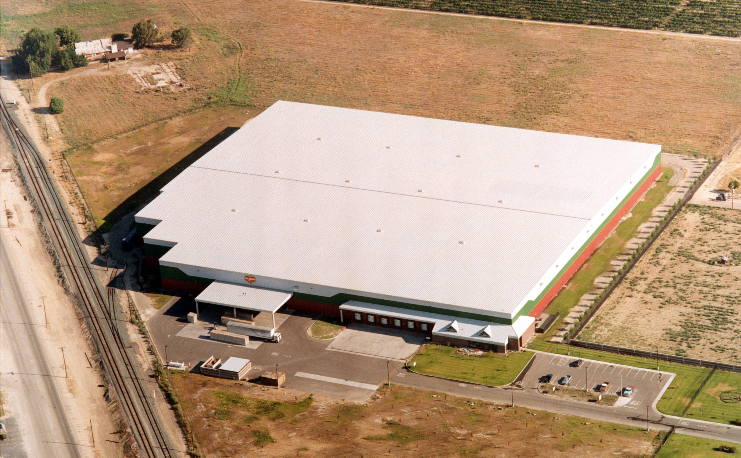 Del Monte Foods Site Adjacent Warehouse Program Bluescope Construction